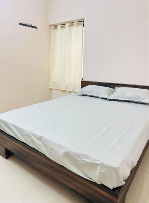 Home At Guruvayur 2 Ac Room,1 Single Bed,Kitchen Exterior photo
